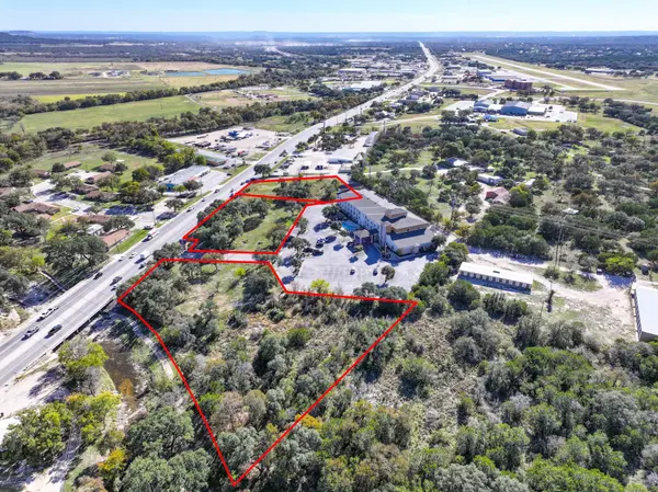 806 S Water ST, Burnet, TX 78611