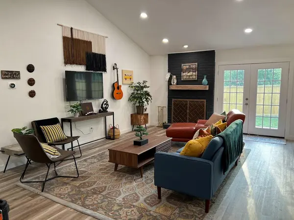 4802 Carsonhill DR, Austin, TX 78723