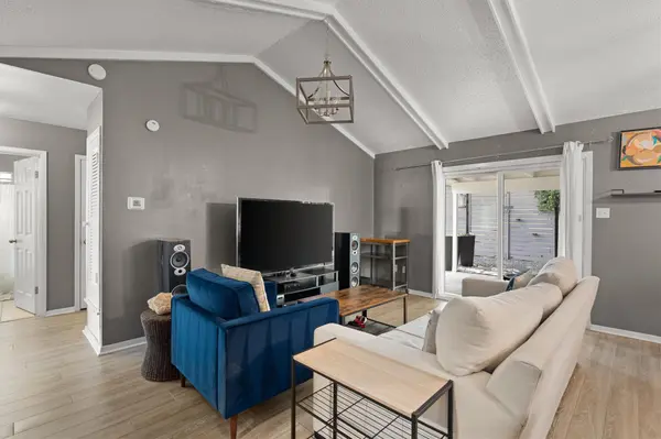 1182 Angelina ST, Austin, TX 78702