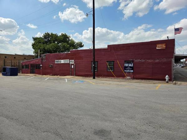 101 N Main ST, Taylor, TX 76574