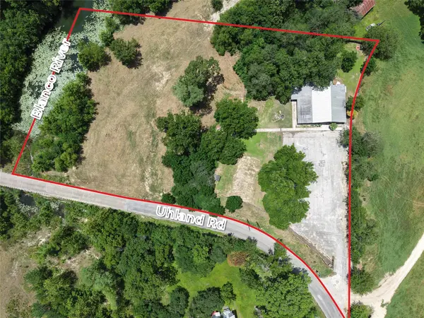 1801 Uhland RD #CR161, San Marcos, TX 78666