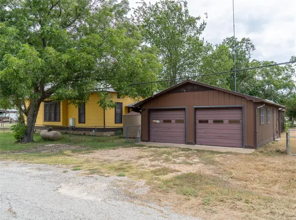 115 N Lockhart ST, Paige, TX 78659