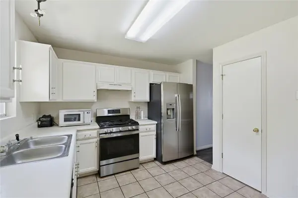 310 Raintree DR, Georgetown, TX 78626
