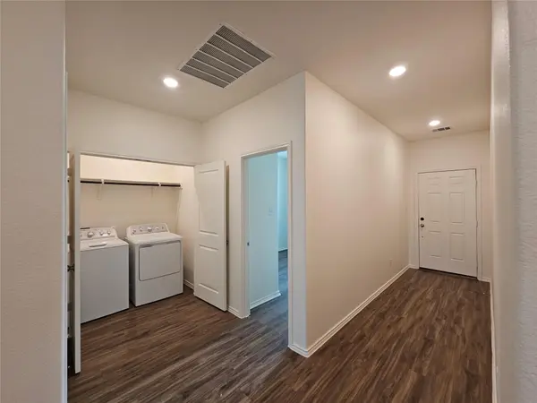 228 Gabriels Bluff DR, Georgetown, TX 78626