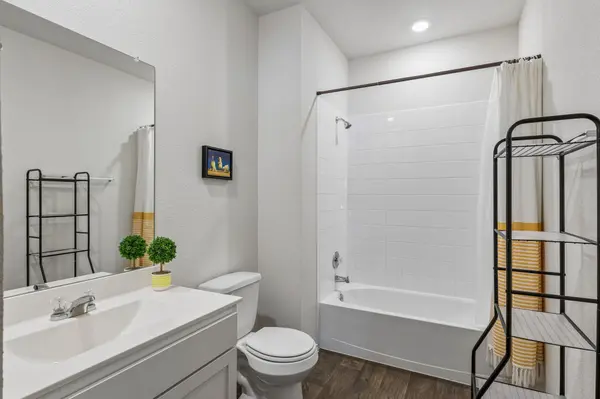 343 Sickle LOOP, Kyle, TX 78640