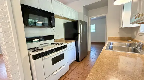 5213 Halmark DR, Austin, TX 78723