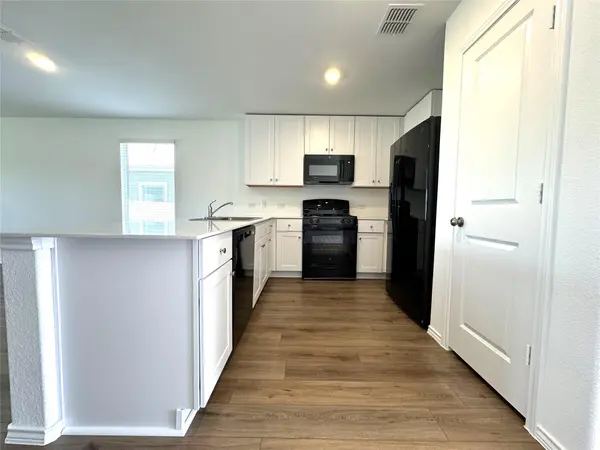 2720 Schwartz LN, Pflugerville, TX 78660