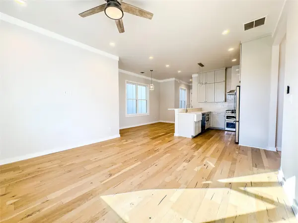 2400 Bruin DR #27, Spicewood, TX 78669