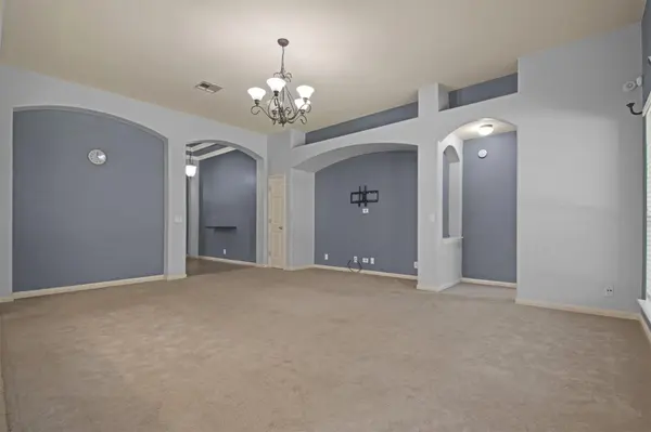 3300 Winding Shore LN, Pflugerville, TX 78660