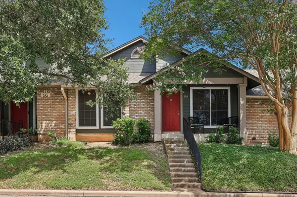 1015 Yager LN #184, Austin, TX 78753