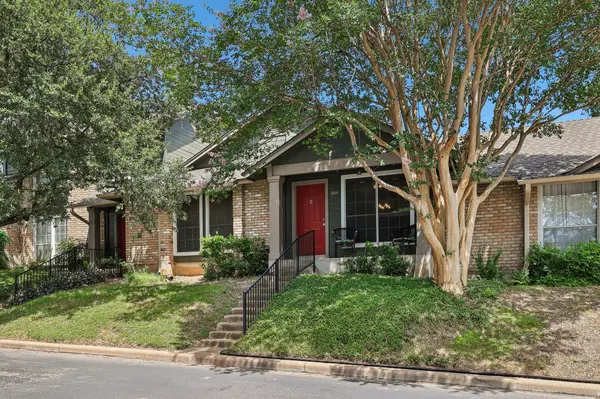 1015 Yager LN #184, Austin, TX 78753