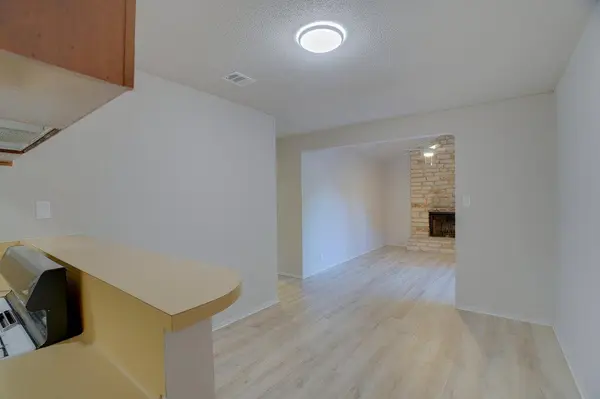 1206 Westcott DR #B, Round Rock, TX 78664