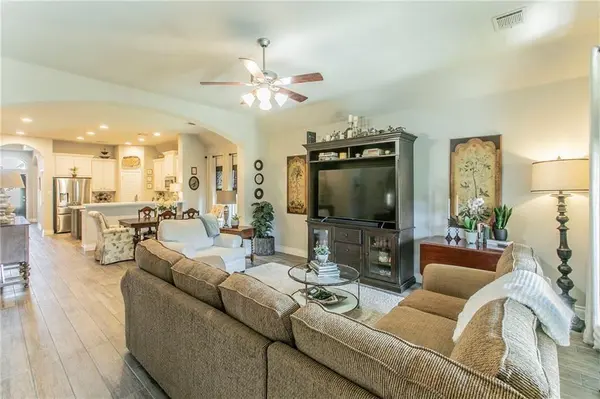 6209 Llano Stage TRL, Austin, TX 78738