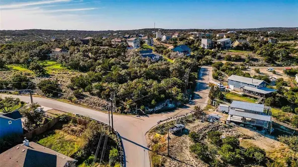 10722 Lake Park DR, Dripping Springs, TX 78620