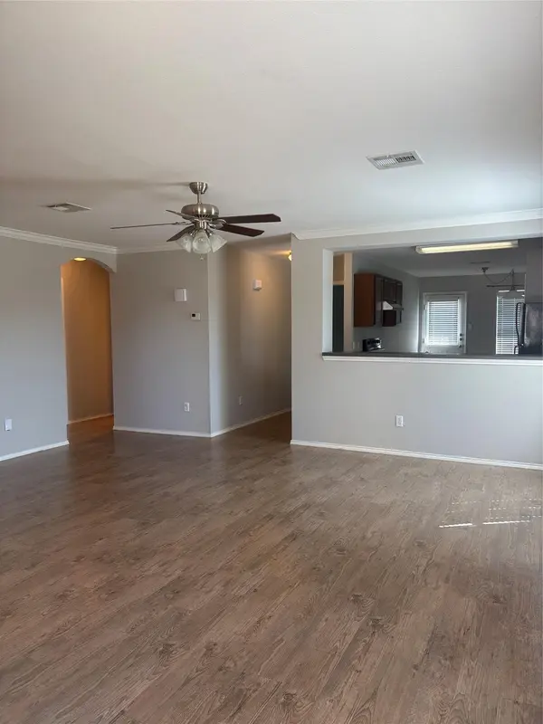 1034 W South ST, Leander, TX 78641