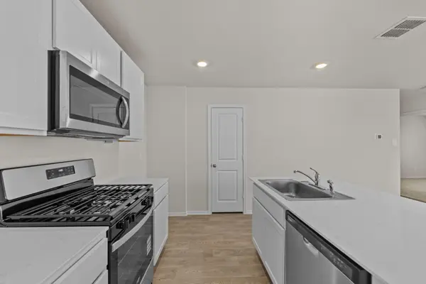 110 Kendall LN, Maxwell, TX 78656