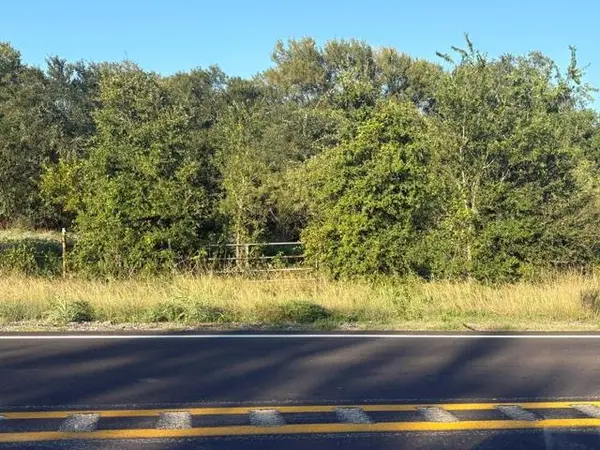 1401 FM 713, Lockhart, TX 78644