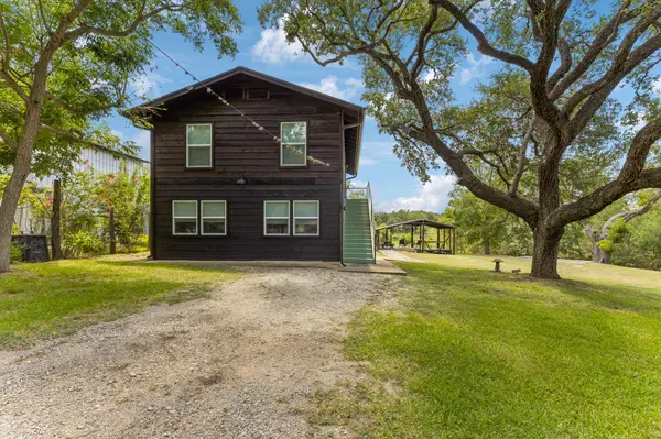 1600 Flite Acres RD, Wimberley, TX 78676