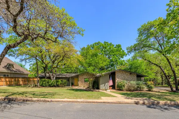 202 Tanglewood DR, Fredericksburg, TX 78624