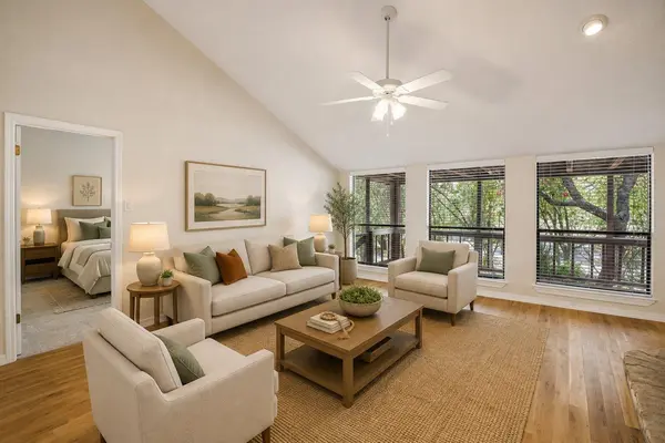 105 Overlook CIR, Wimberley, TX 78676