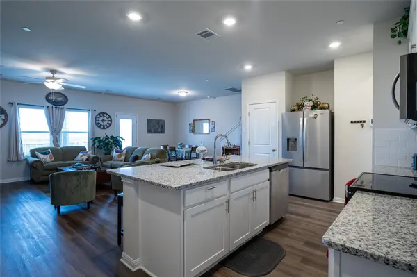 225 Texas Agate DR #3, Kyle, TX 78640