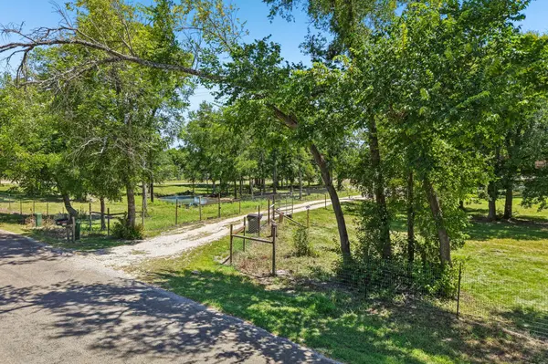 9240 County Road 272, Bertram, TX 78605