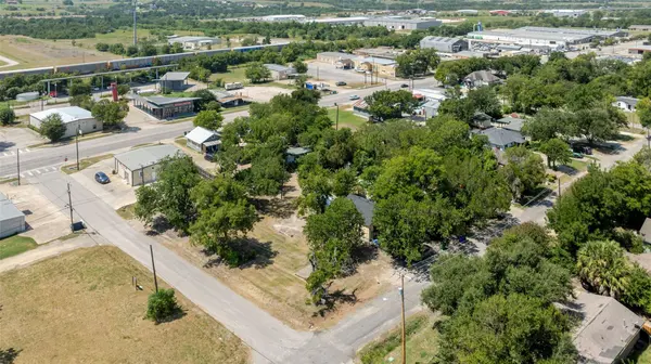 1101 W 3rd ST, Taylor, TX 76574