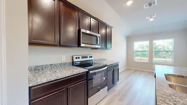 544 Hector LOOP, Georgetown, TX 78626
