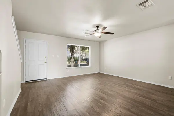 10643 Marshitahs WAY, Austin, TX 78748