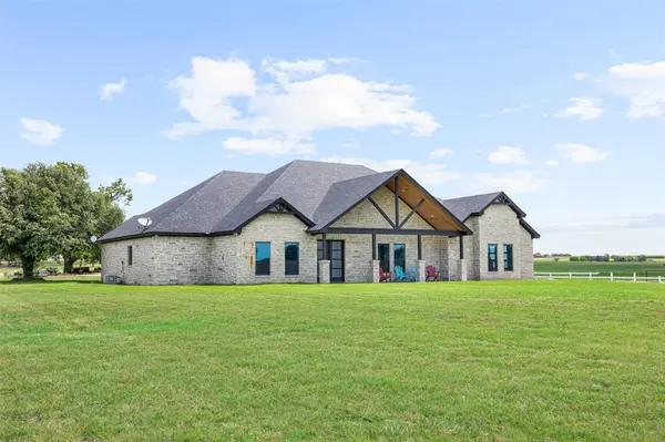 6021 N Fm 1915, Buckholts, TX 76518
