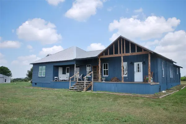 4228 County Road 256, Moulton, TX 77975