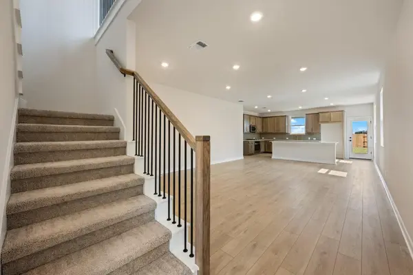 1925 Fannie RD, Georgetown, TX 78633