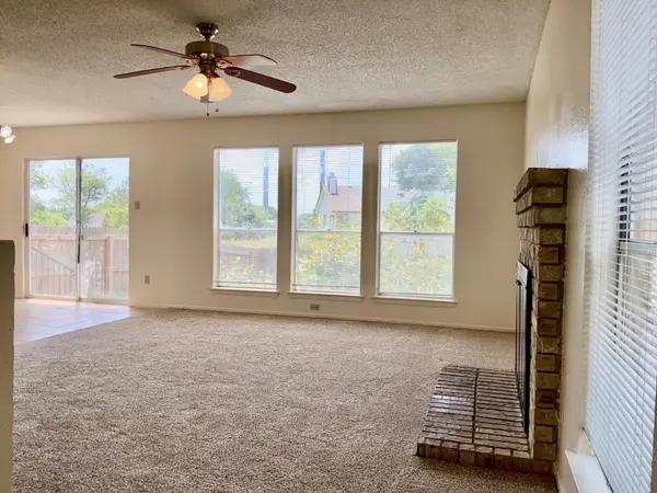 12120 Thompkins DR #B, Austin, TX 78753