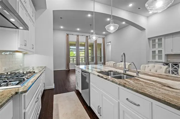 116 Texon DR, Liberty Hill, TX 78642