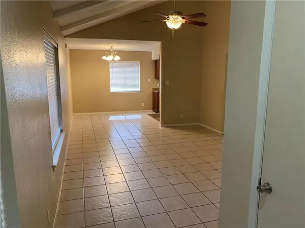 7208 Creekside DR #A, Austin, TX 78752