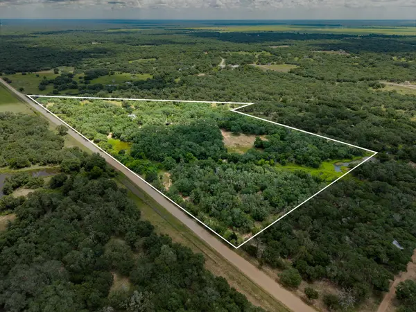 5641 County Road 14, Hallettsville, TX 77964