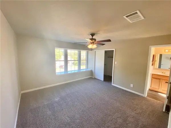 6417 Orange Blossom WAY, Austin, TX 78744