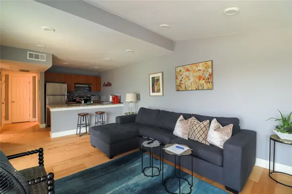 909 Reinli ST #221, Austin, TX 78751