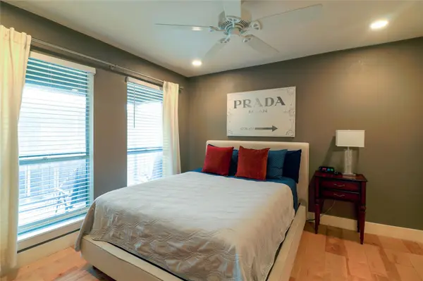 909 Reinli ST #221, Austin, TX 78751