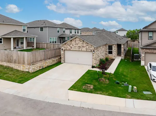 7216 Gray Catbird DR #86, Austin, TX 78744