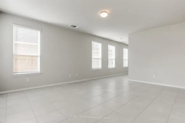140 Living Reef DR, Maxwell, TX 78656