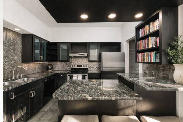 1307 Kinney Ave #124, Austin, TX 78704