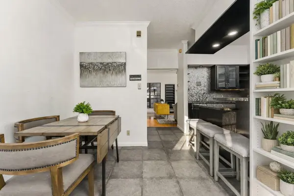 1307 Kinney Ave #124, Austin, TX 78704