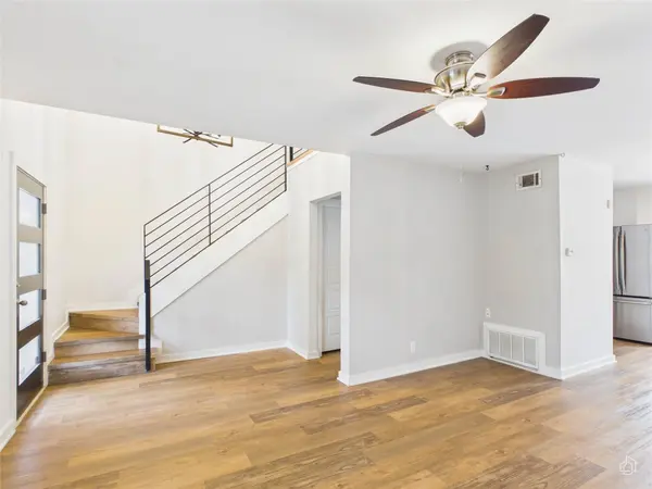 6211 Manor RD #107, Austin, TX 78723