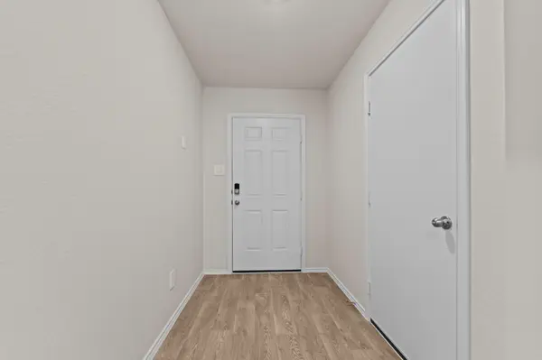204 Varner WAY, Maxwell, TX 78656