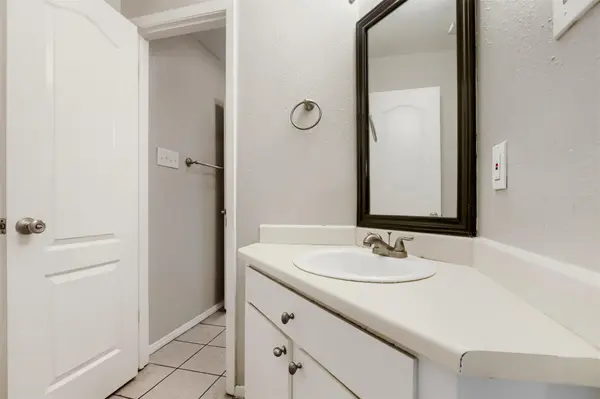 901 S Mays ST #19, Round Rock, TX 78664