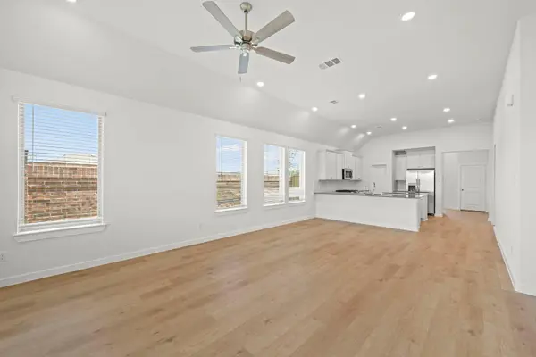 216 Rock Daisy TRL, Hutto, TX 78634