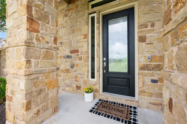 328 Apache PASS, Hutto, TX 78634
