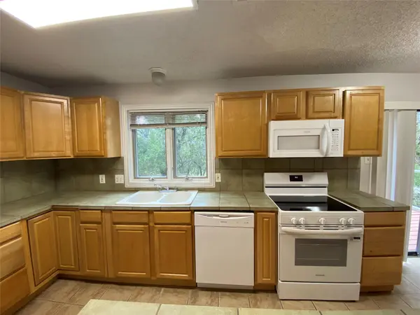 1516 Lisa DR #B, Austin, TX 78733