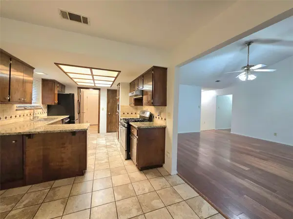 10909 Hillside Oak LN, Austin, TX 78750